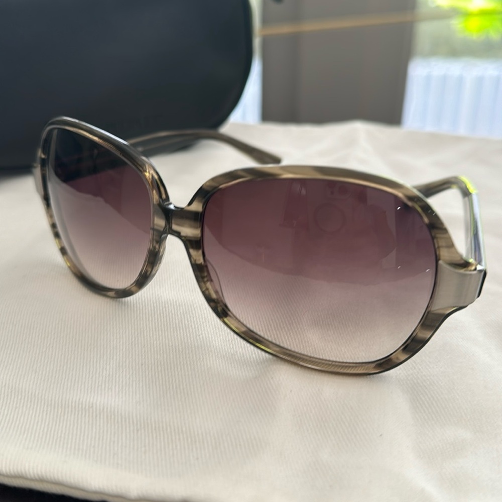 Oliver people’s sunglasses with case